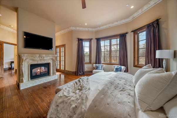 Bedroom, Fireplace, Interior, Recessed Lighting, Wood Texture Flooring