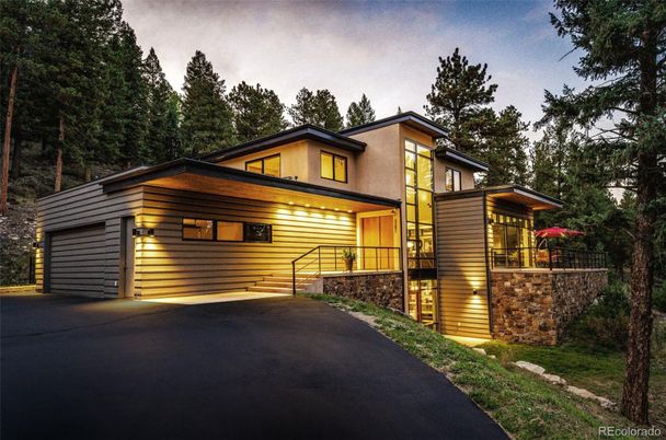 Attached, Exterior, Facade, Modern