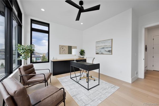 Home Office, Interior, Recessed Lighting, Wood Texture Flooring