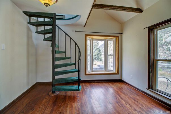 Empty room, Interior, Wooden Beams, Wood Texture Flooring