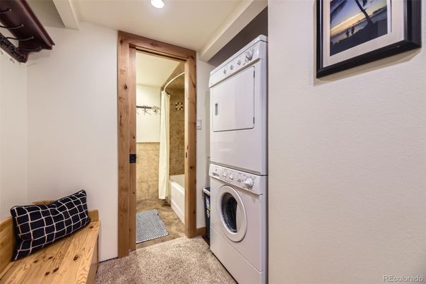 Interior, Recessed Lighting, Utility Closets, Washer