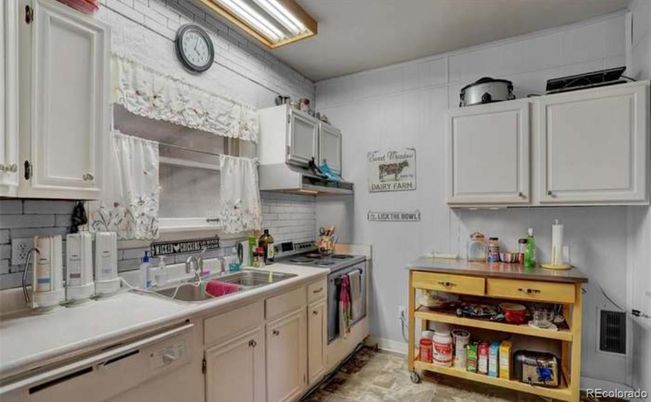 Interior, Kitchen