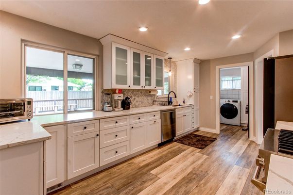 Interior, Kitchen, Pendant Lights, Recessed Lighting, Washer, Wood Texture Flooring