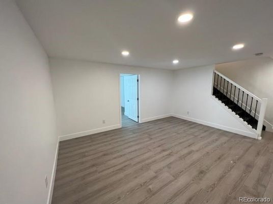 Empty room, Interior, Recessed Lighting, Wood Texture Flooring
