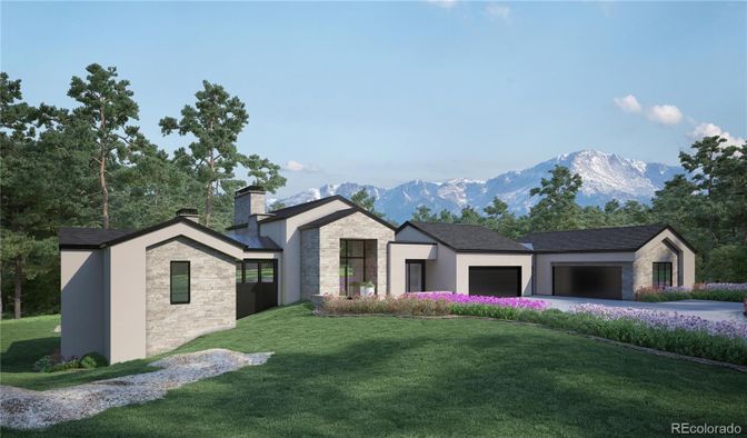 Backyard, Exterior, Facade, Ranch