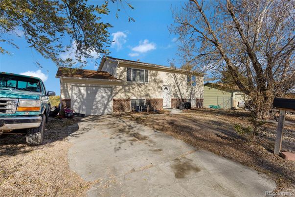 Detached Garage, Exterior