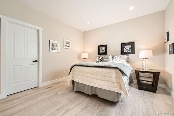 Bedroom, Interior, Recessed Lighting, Wood Texture Flooring