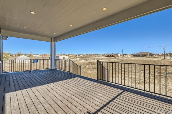 Exterior, Wood Texture Flooring