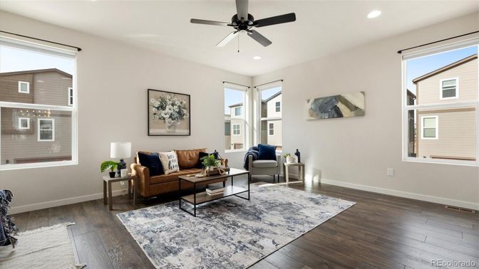 Interior, Living room, Recessed Lighting, Wood Texture Flooring
