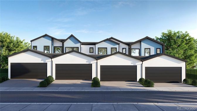 Attached, Exterior, Facade, Farmhouse