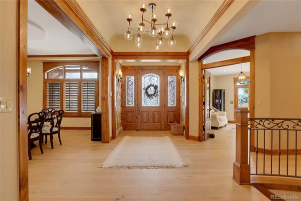 Interior, Pendant Lights, Wood Texture Flooring