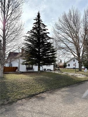 Backyard, Detached Garage, Exterior