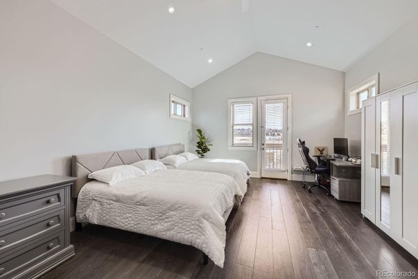 Bedroom, Home Office, Interior, Recessed Lighting, Wood Texture Flooring