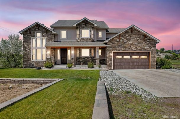 Attached, Exterior, Facade, Brick Traditional