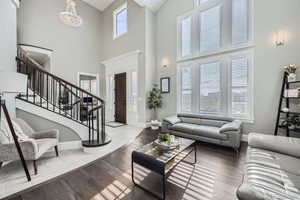 Interior, Living room, Pendant Lights, Wood Texture Flooring
