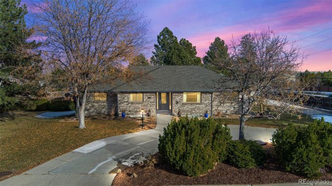 Backyard, Exterior, Facade, Cape Cod