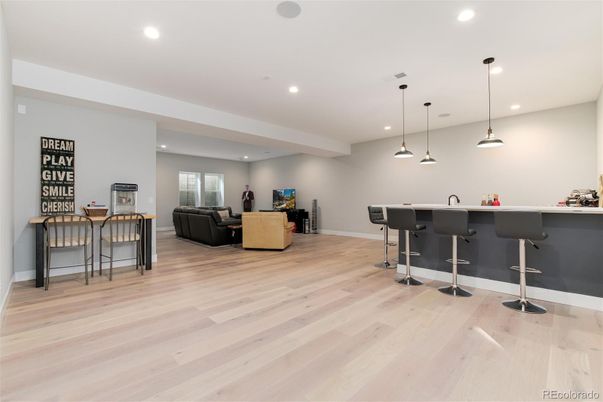 Interior, Living room, Pendant Lights, Recessed Lighting, Wood Texture Flooring