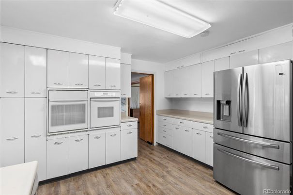 Interior, Kitchen, Stainless Steel Appliances, Wood Texture Flooring