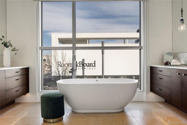 Bathroom, Free Standing Baths, Interior, Pendant Lights