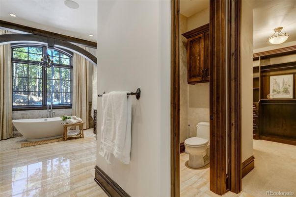Bathroom, Free Standing Baths, Interior, Recessed Lighting