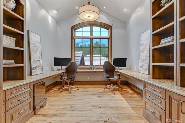Home Office, Interior, Pendant Lights, Recessed Lighting, Wood Texture Flooring