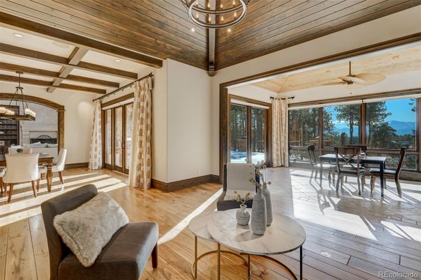 Dining room, Interior, Pendant Lights, Recessed Lighting, Wooden Beams, Wooden Ceilings, Wood Texture Flooring