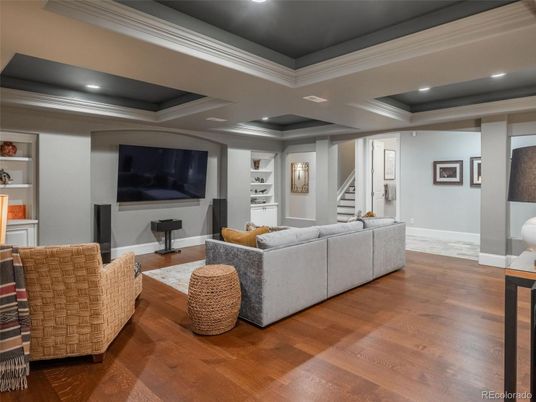 Interior, Living room, Recessed Lighting, Wood Texture Flooring