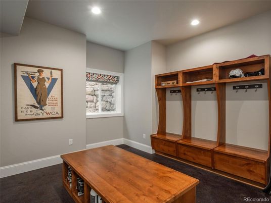 Interior, Recessed Lighting
