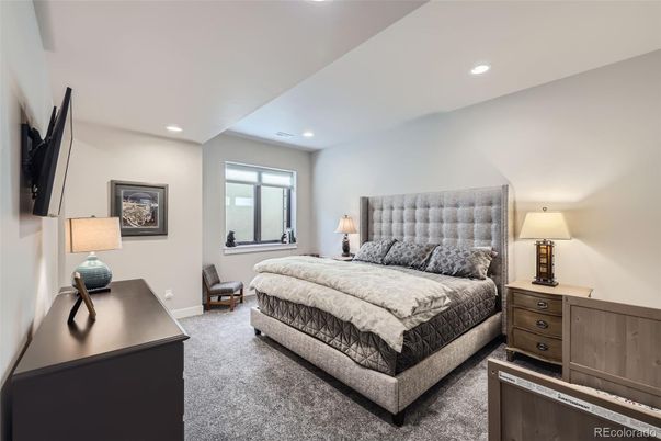 Bedroom, Interior, Recessed Lighting