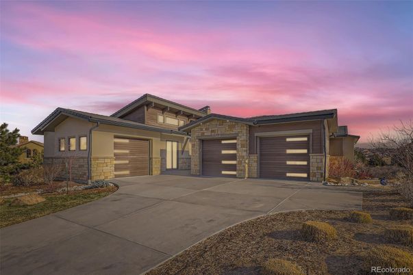Attached, Exterior, Facade, Modern
