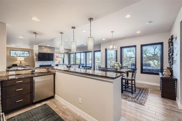 Dining room, Interior, Kitchen, Pendant Lights, Recessed Lighting, Wood Texture Flooring