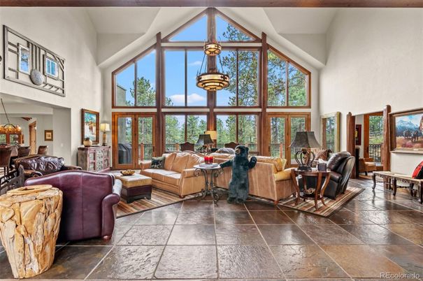 Interior, Living room, Pendant Lights, Wooden Beams