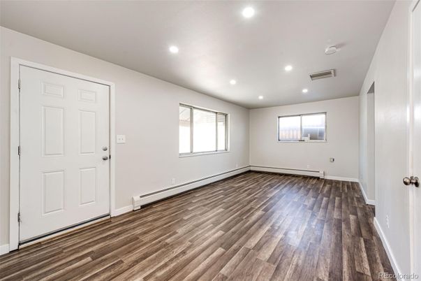 Empty room, Interior, Recessed Lighting, Wood Texture Flooring