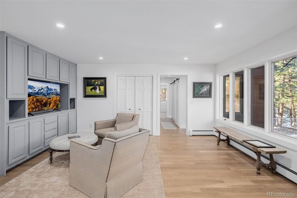 Interior, Living room, Recessed Lighting, Wood Texture Flooring