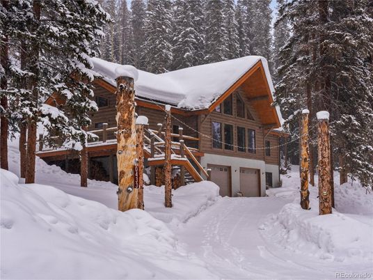 Attached, Exterior, Facade, Log Home