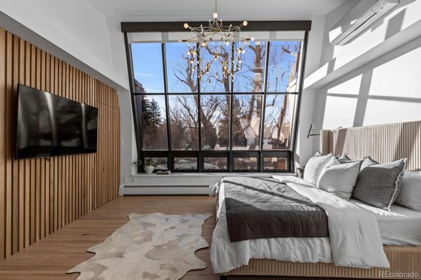 Bedroom, Interior, Pendant Lights, Wood Texture Flooring