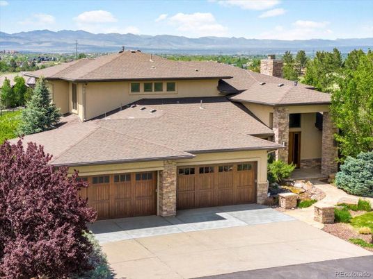 Attached, Exterior, Facade, Ranch