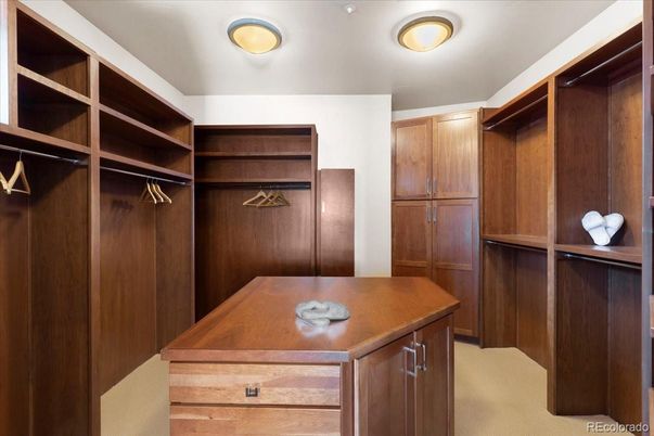 Interior, Walk-in Closets