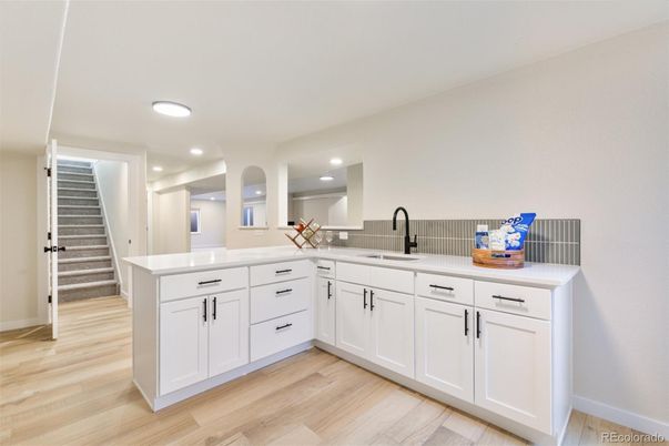 Interior, Kitchen, Recessed Lighting, Wood Texture Flooring