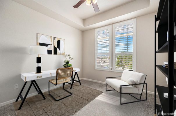 Home Office, Interior