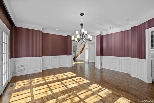 Chandelier, Empty room, Interior, Recessed Lighting, Wood Texture Flooring