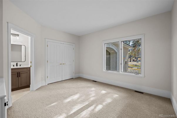 Bathroom, Empty room, Interior