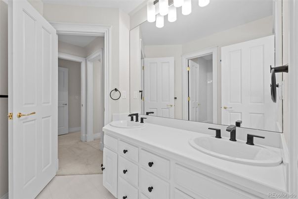 Bathroom, Dual Sink Vanities, Interior