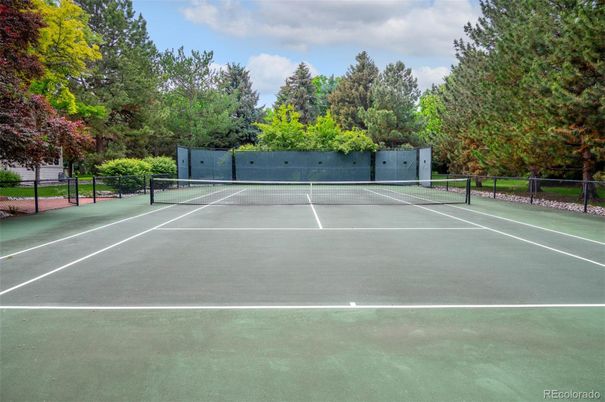 Exterior, Tennis Courts