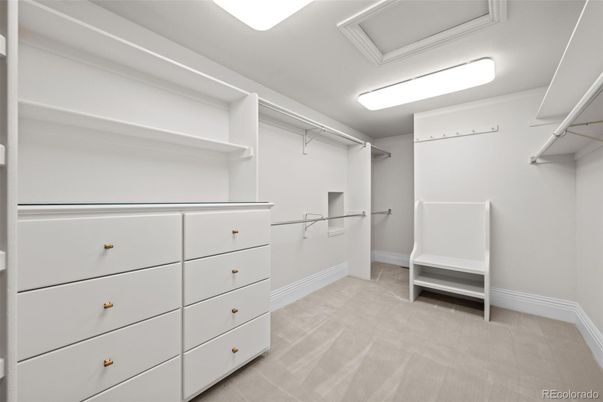 Interior, Walk-in Closets