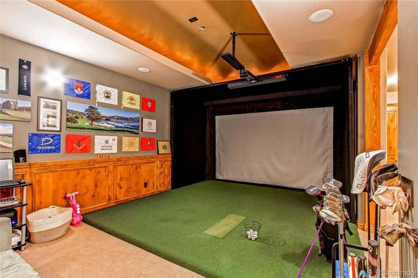 Interior, Projection Screen, Recessed Lighting, Theatre Room