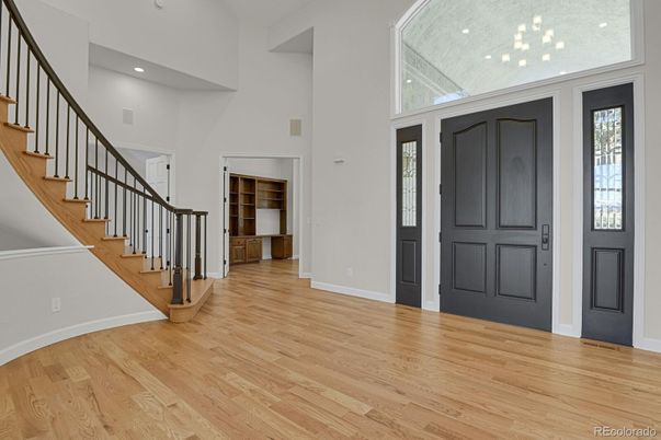 Interior, Pendant Lights, Recessed Lighting, Wood Texture Flooring
