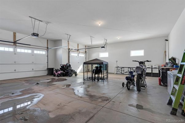 Fitness Equipment, Garage, Interior