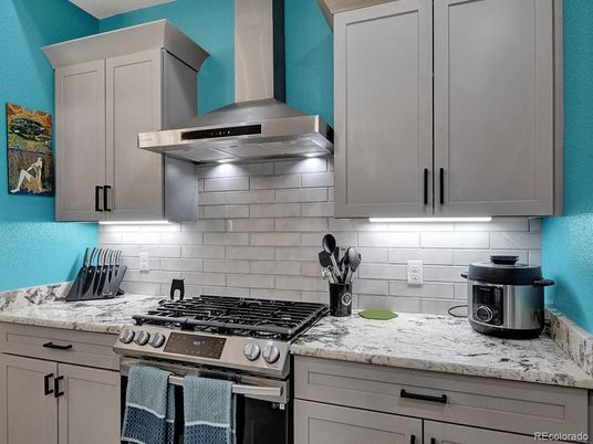 Interior, Kitchen, Stainless Steel Appliances