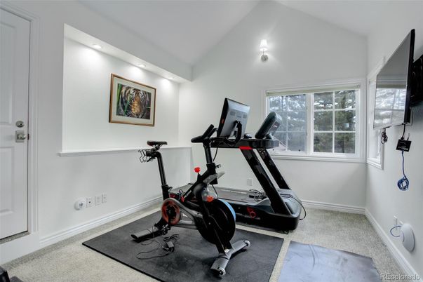 Fitness Equipment, Interior, Recessed Lighting